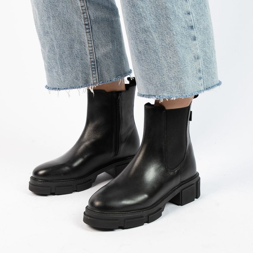 Schwarze Chelsea Boots aus Leder