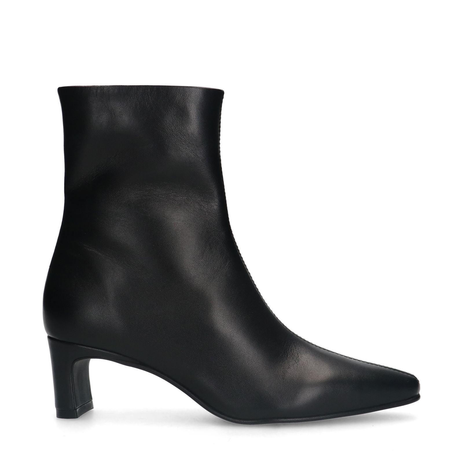 Schwarze Lederstiefeletten mit Absatz