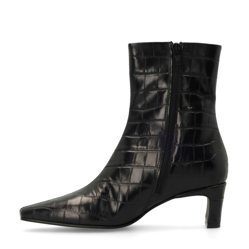 Schwarze Lederstiefeletten mit Absatz und Krokomuster