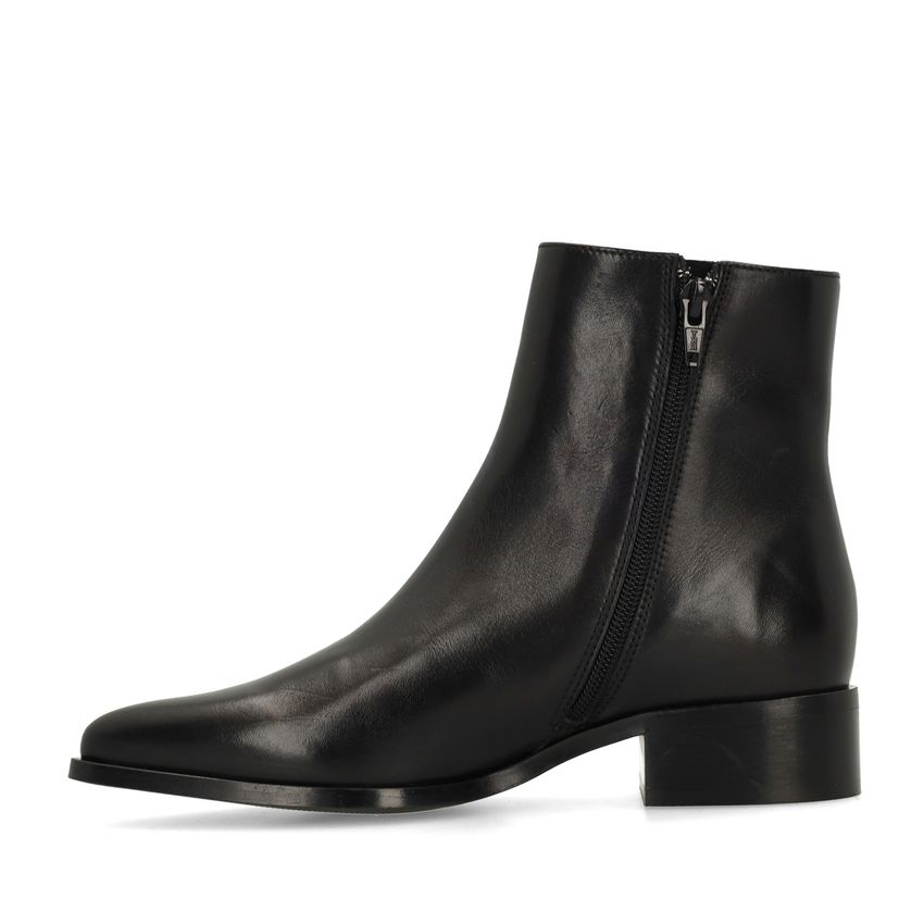 Schwarze Lederstiefeletten