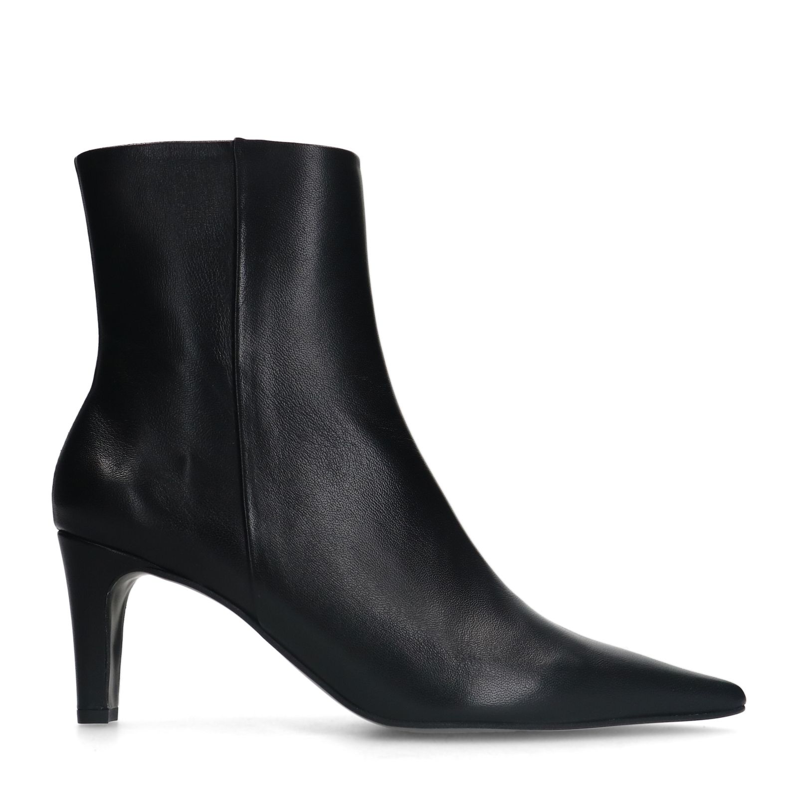 Schwarze Lederstiefeletten mit Absatz