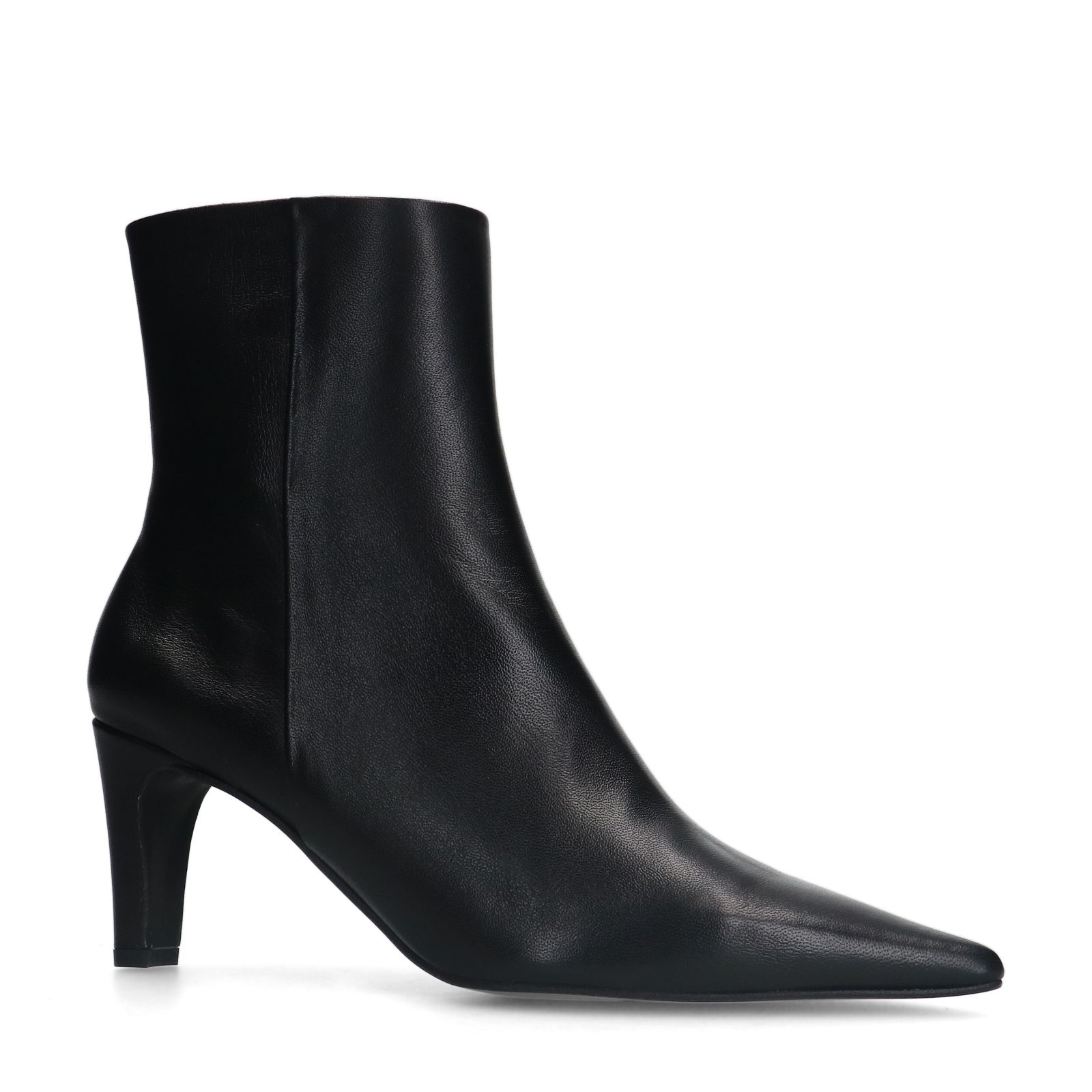 Schwarze Lederstiefeletten mit Absatz