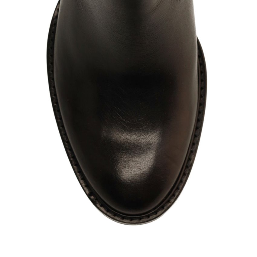 Schwarze Lederstiefeletten mit Absatz