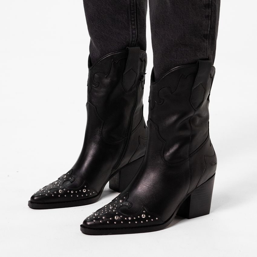 Zwarte leren cowboy laarzen met zilveren studs