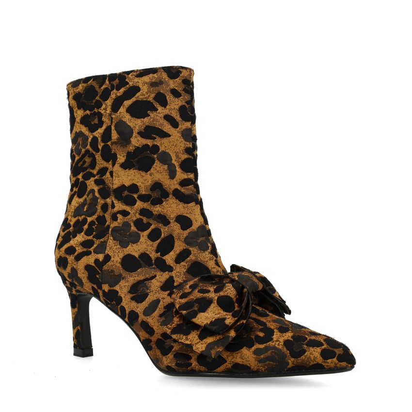 Leopard enkellaarsjes met hak