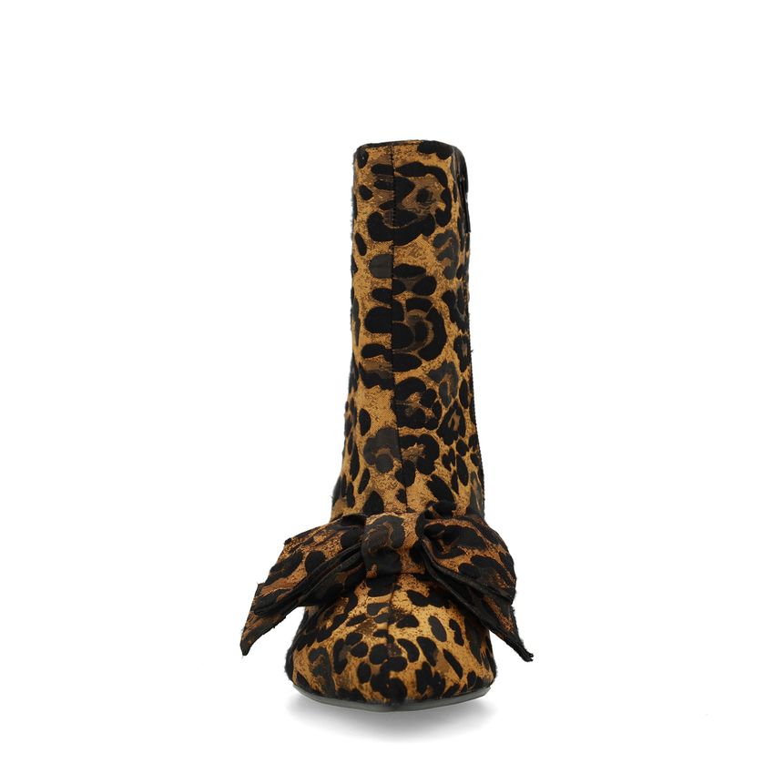 Leopard enkellaarsjes met hak