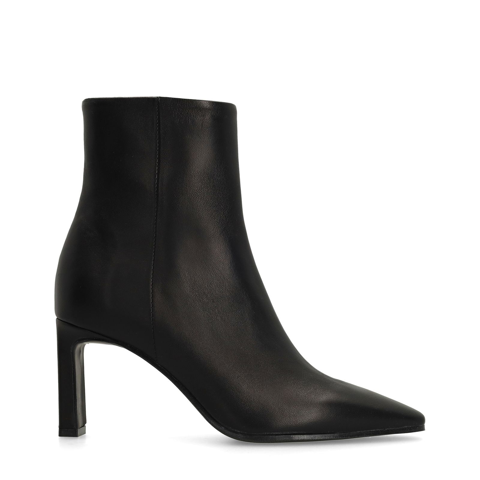 Schwarze Lederstiefeletten mit Absatz