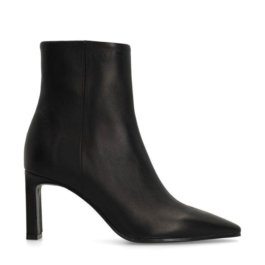 Schwarze Lederstiefeletten mit Absatz
