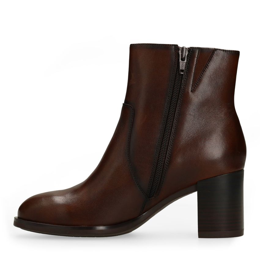 Dunkelbraune Lederstiefeletten mit Absatz