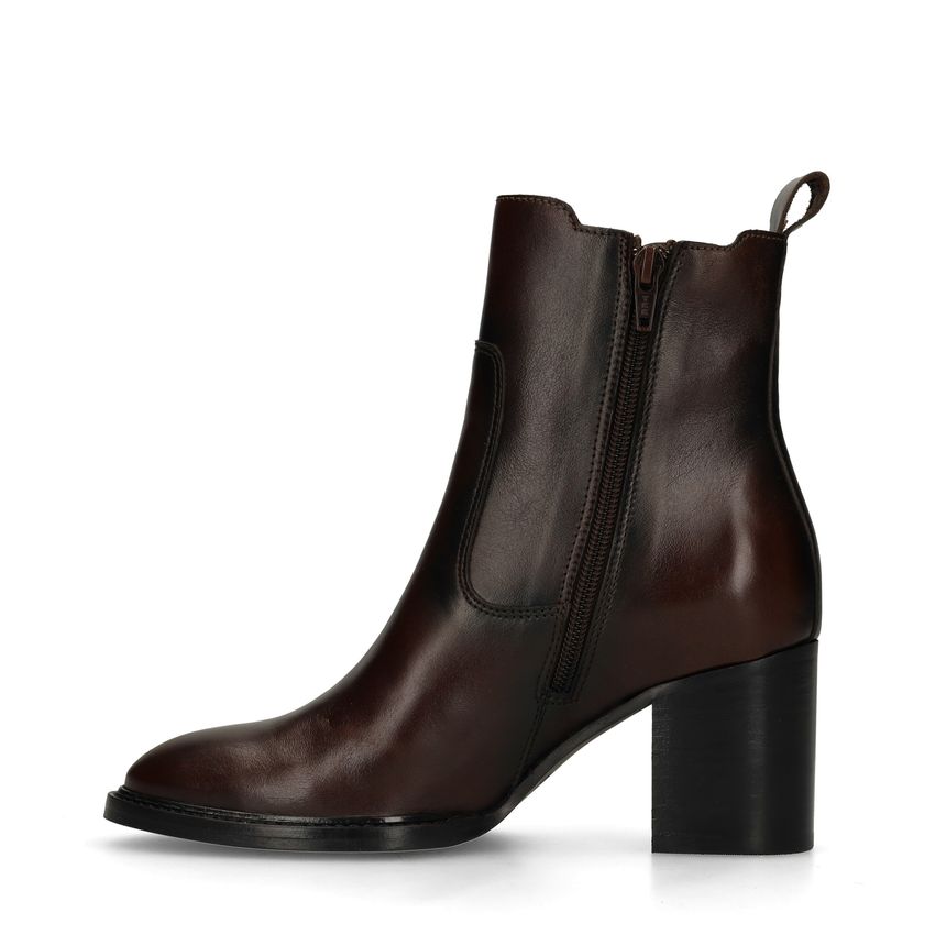 Dunkelbraune Lederstiefeletten mit Absatz