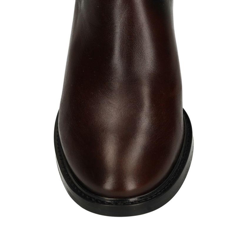 Dunkelbraune Lederstiefeletten mit Absatz