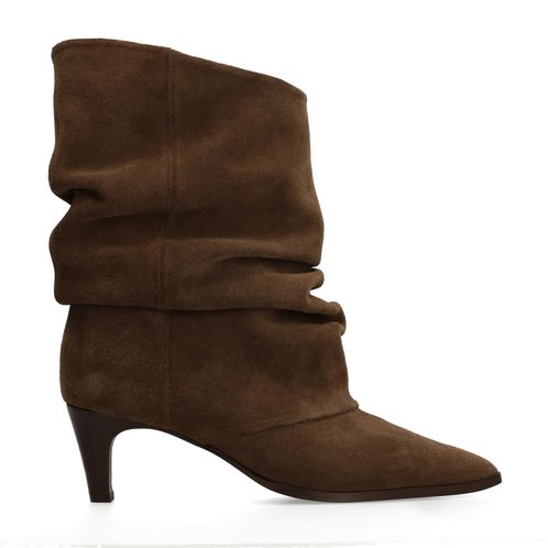 Braune Veloursleder-Stiefeletten mit Absatz
