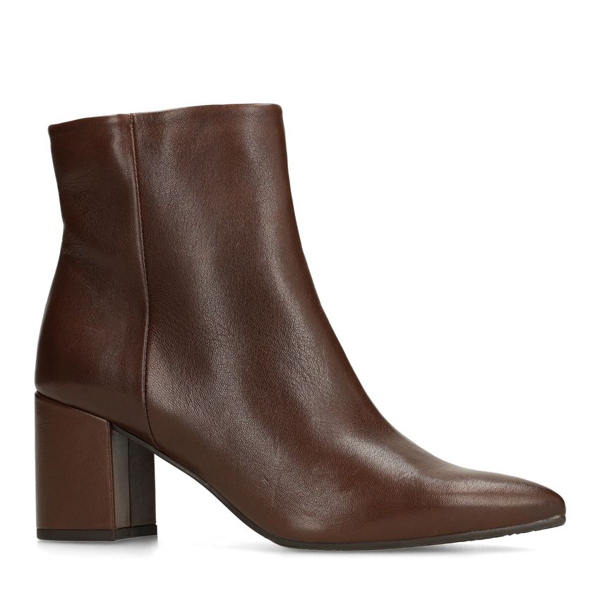 Braune Lederstiefeletten mit Absatz