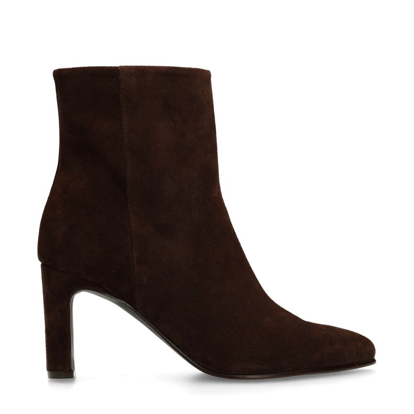 Braune Veloursleder-Stiefeletten mit Absatz