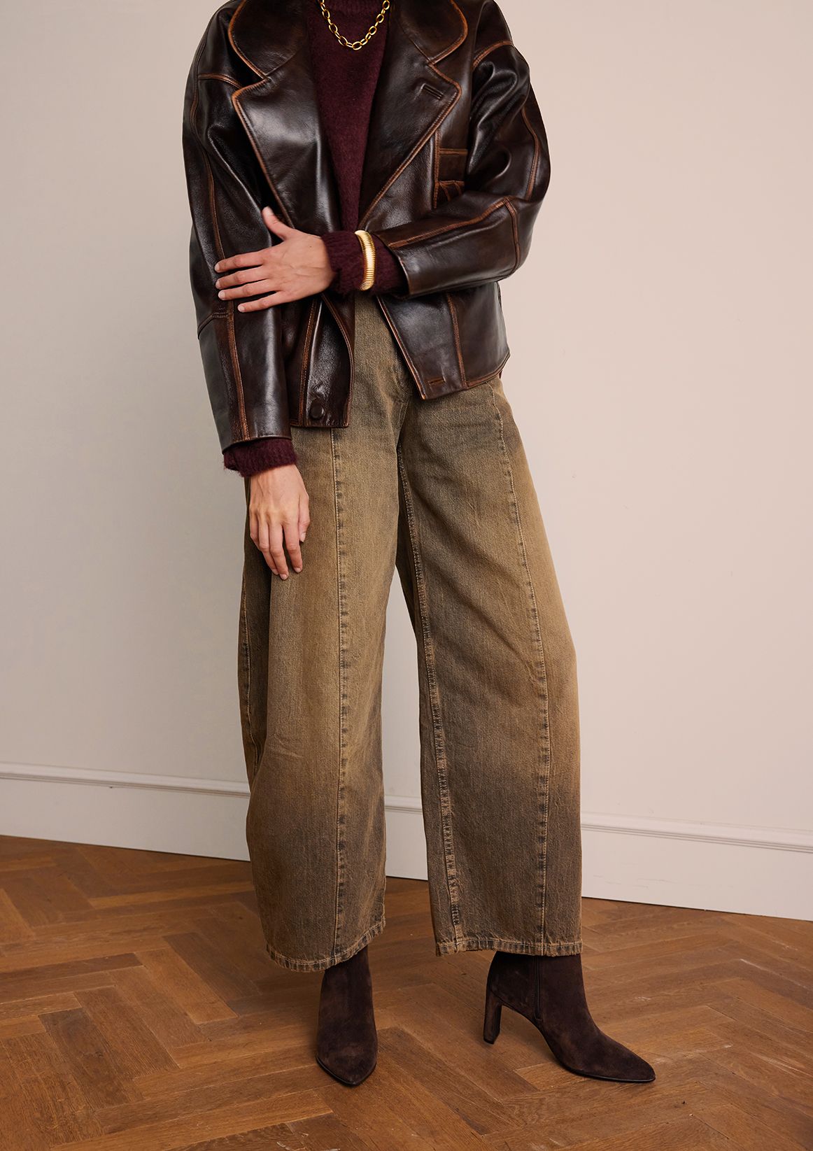 Braune Veloursleder-Stiefeletten mit Absatz