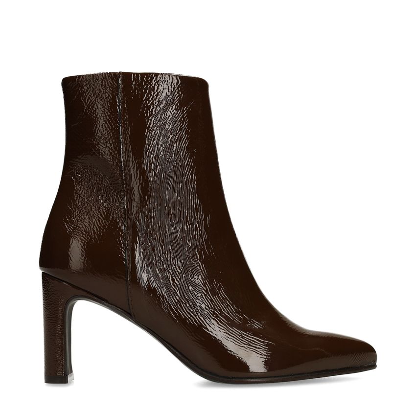 Braune Lackleder-Stiefeletten mit Absatz