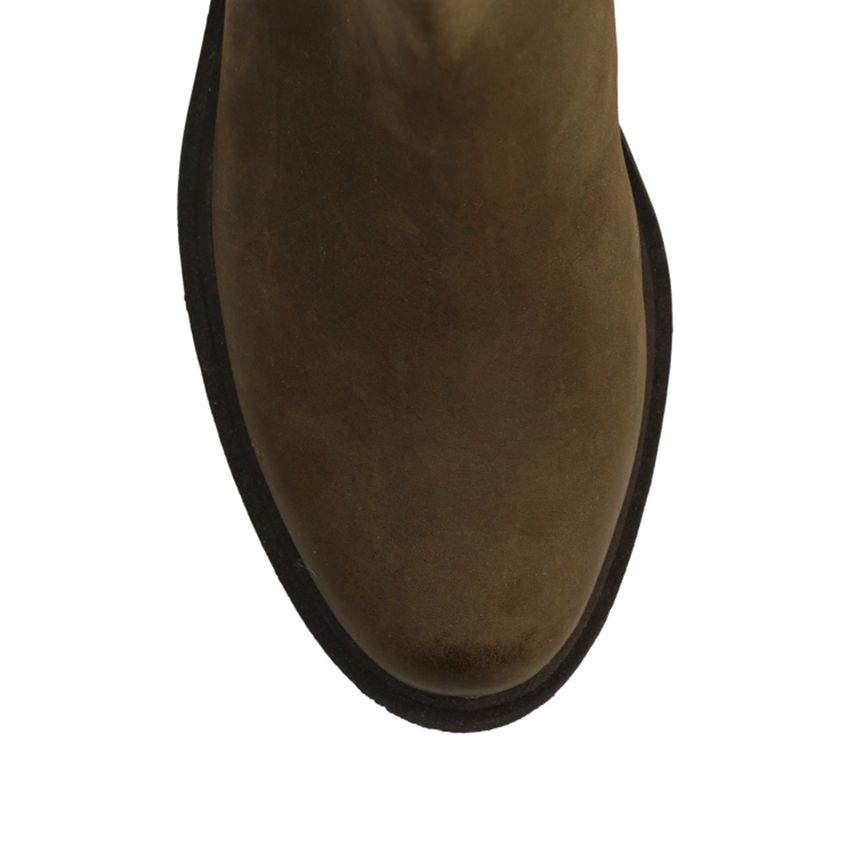 Dunkelgrüne Chelsea Boots aus Nubukleder
