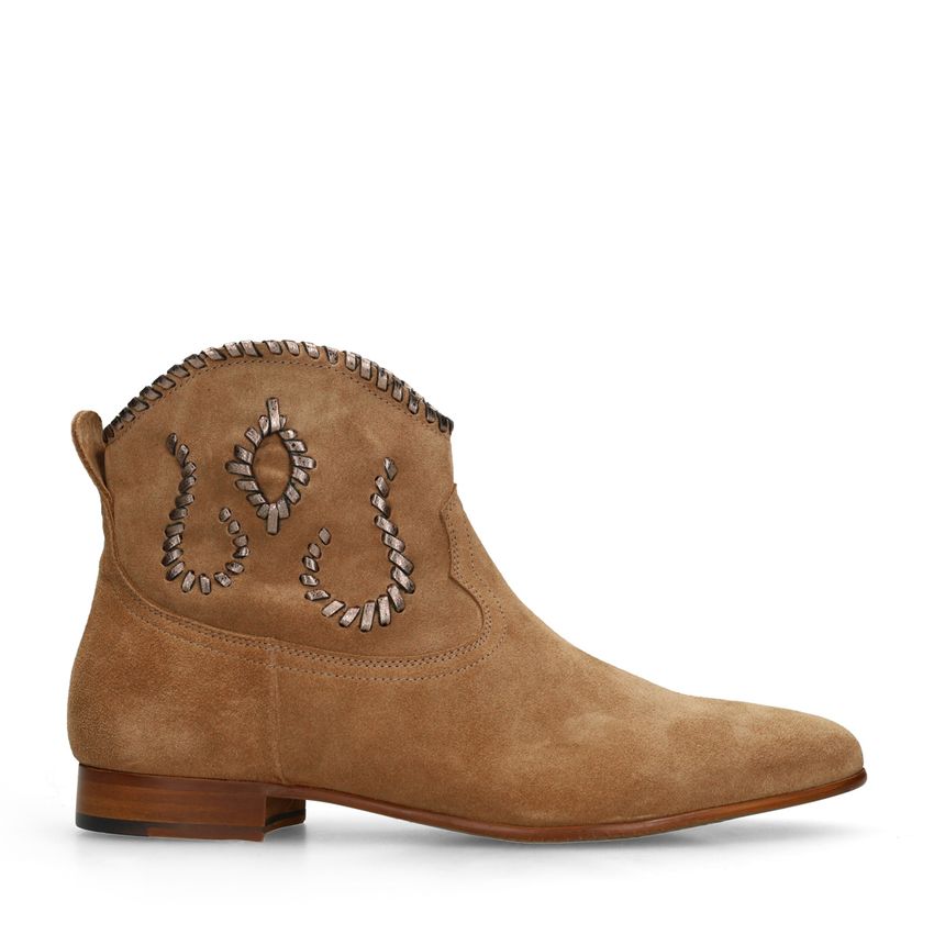 Beige suède enkellaarsjes met koper details
