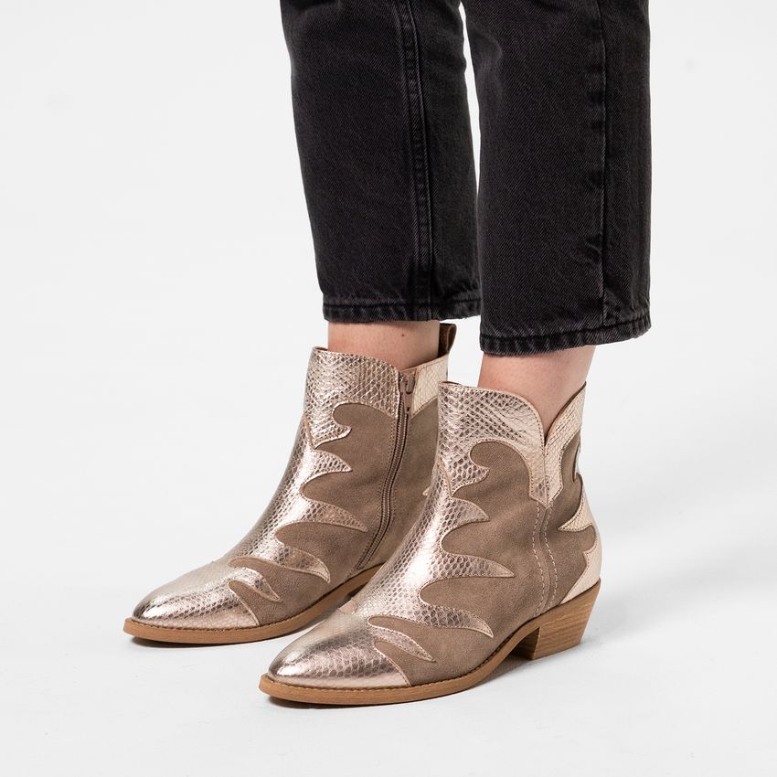 Taupe suède cowboylaarzen met metallic details