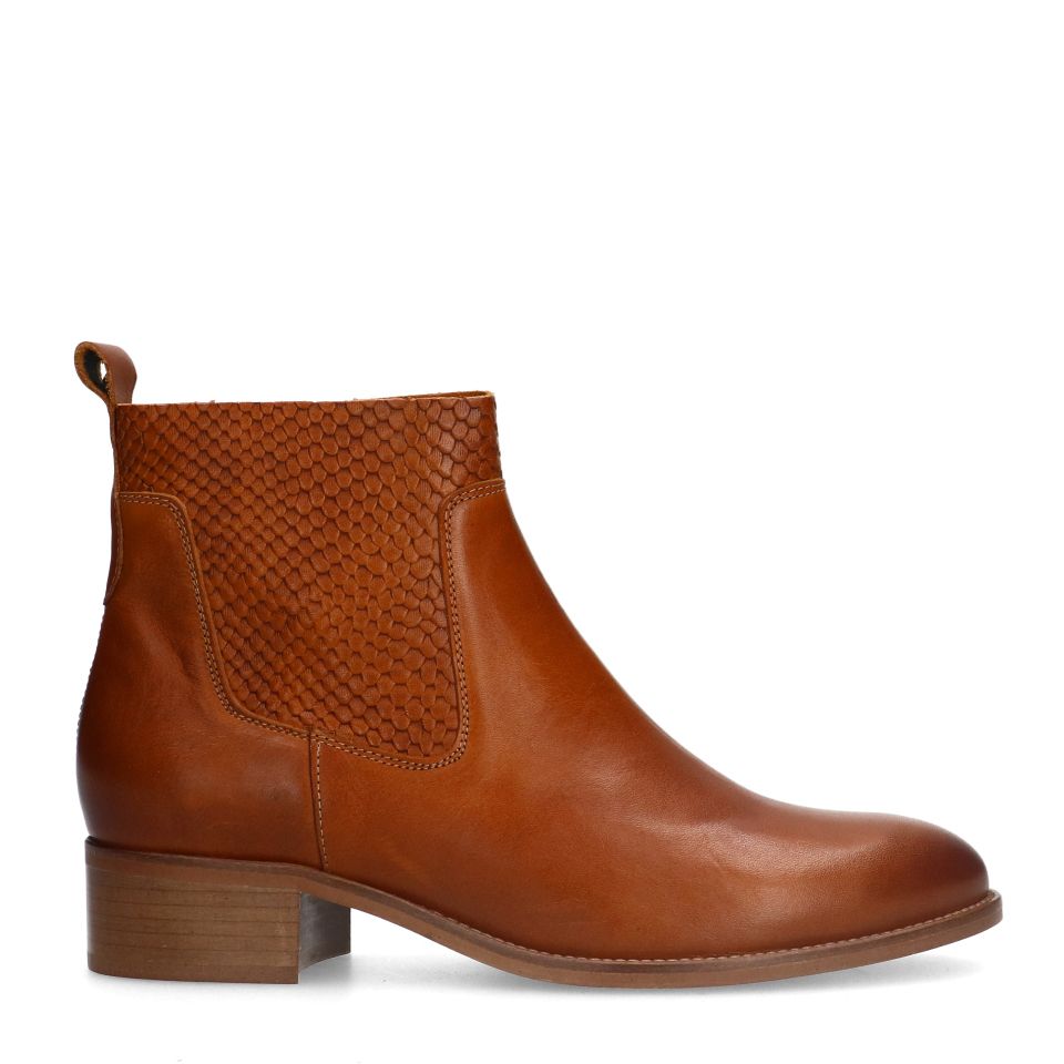 Cognacfarbene Lederstiefeletten