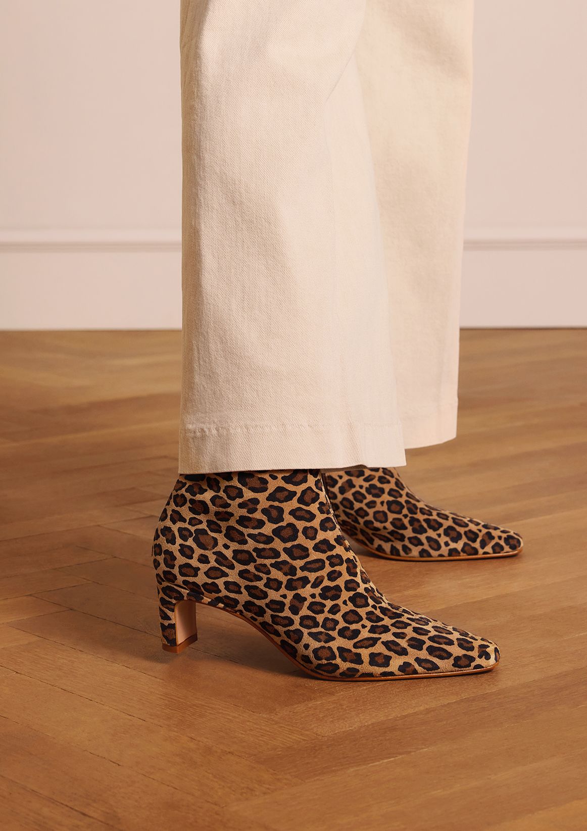 Suède leopard enkellaarsjes met hak