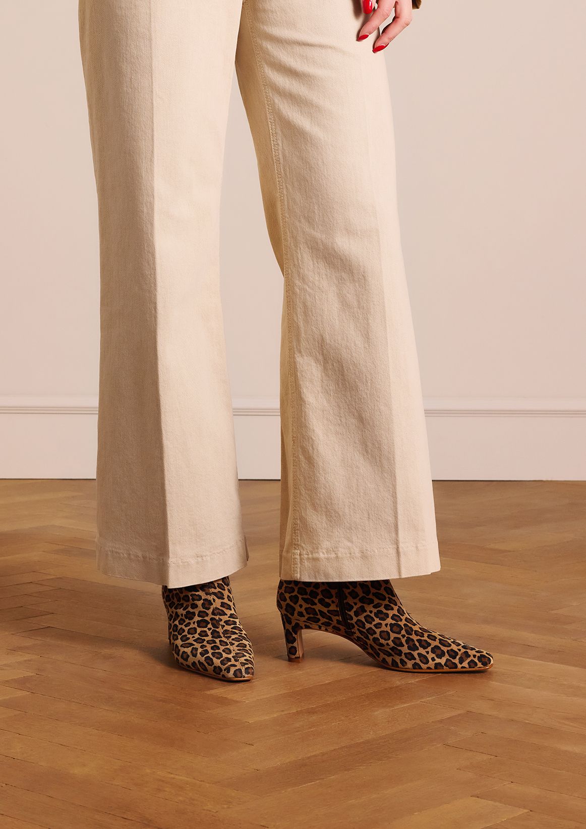 Suède leopard enkellaarsjes met hak