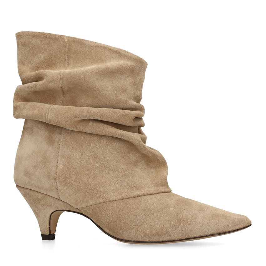 Beige suède slouchy enkellaarsjes met hak