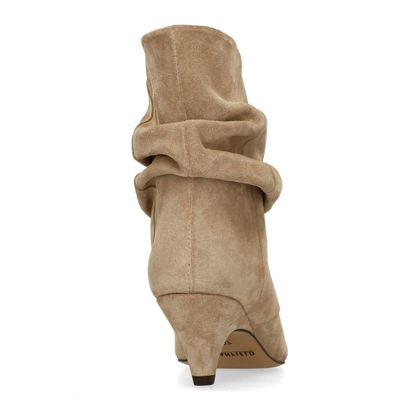 Beigefarbene Slouchy Boots aus Veloursleder mit Absatz