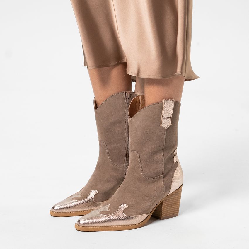 Taupe cowboylaarzen met goudkleurige metallic details