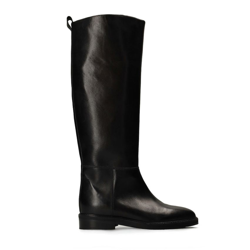 Schwarze Lederstiefel