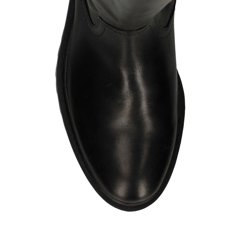 Schwarze Lederstiefel mit weitem Schaft