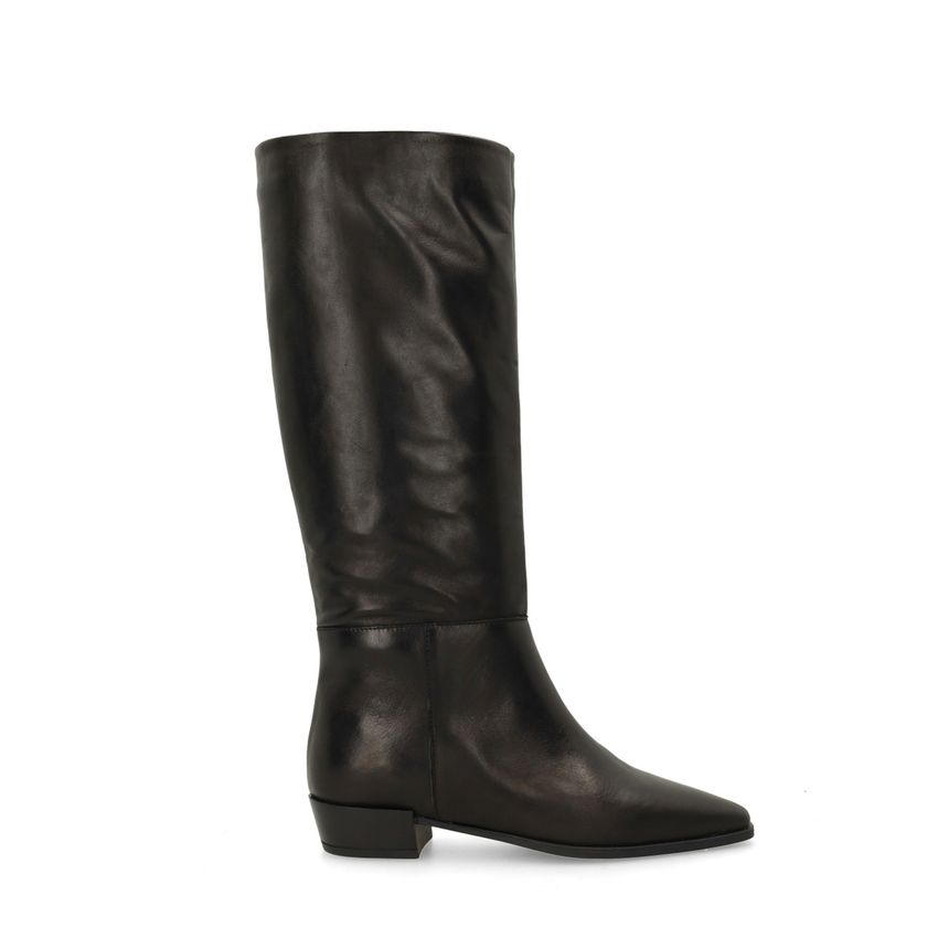 Schwarze Lederstiefel