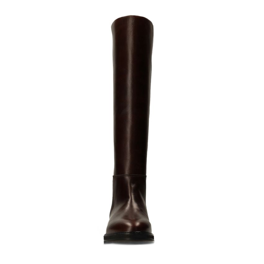 Braune Lederstiefel