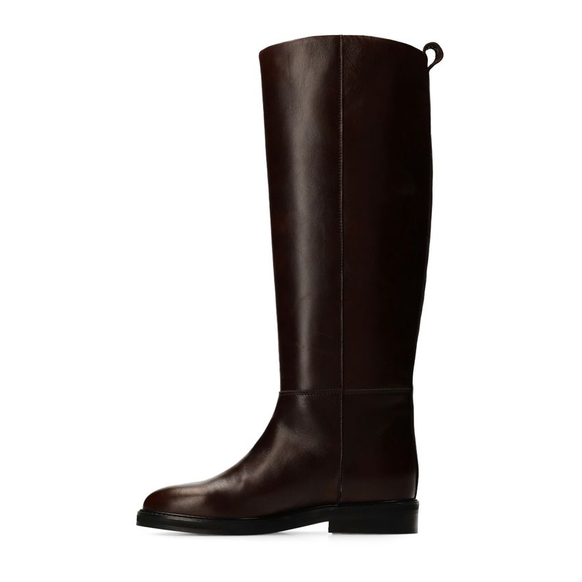 Braune Lederstiefel