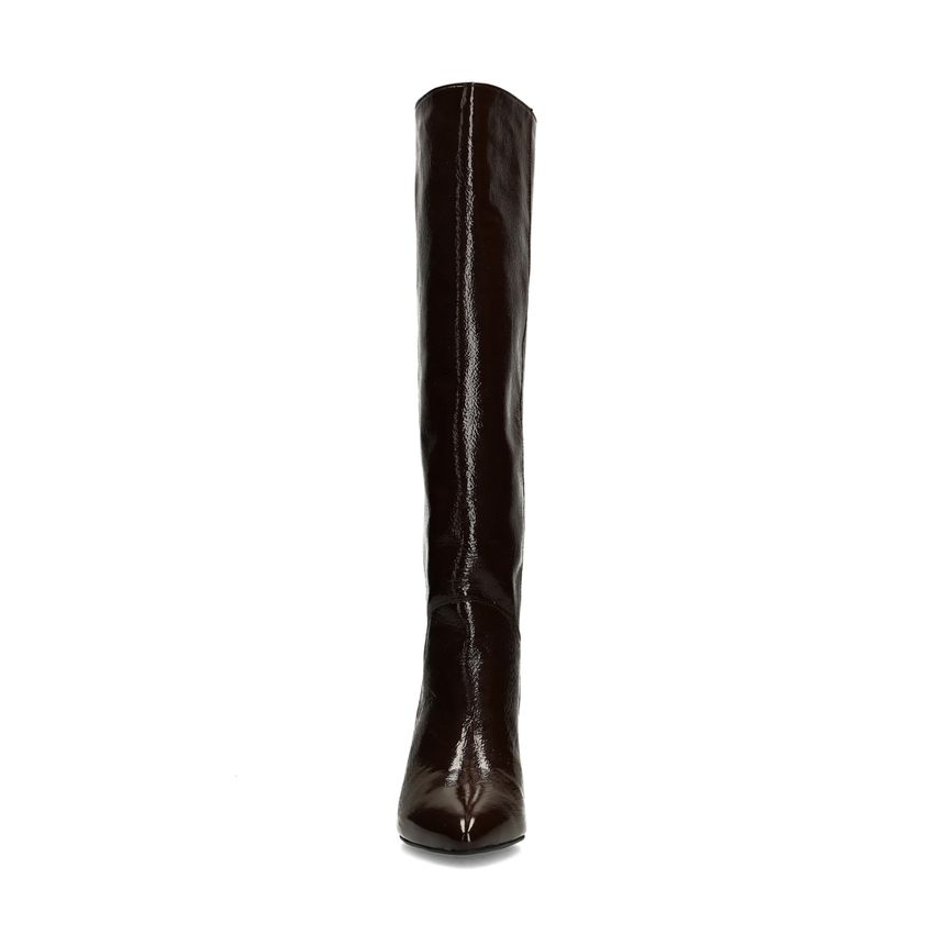 Braune Lacklederstiefel mit Absatz