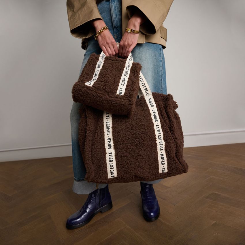 Dunkelbrauner Teddy-Shopper