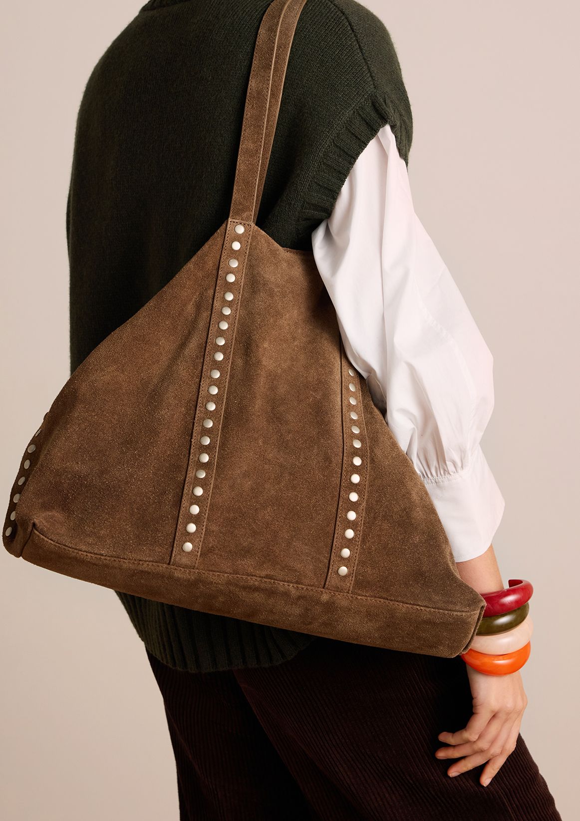 Bruine suède shopper met studs