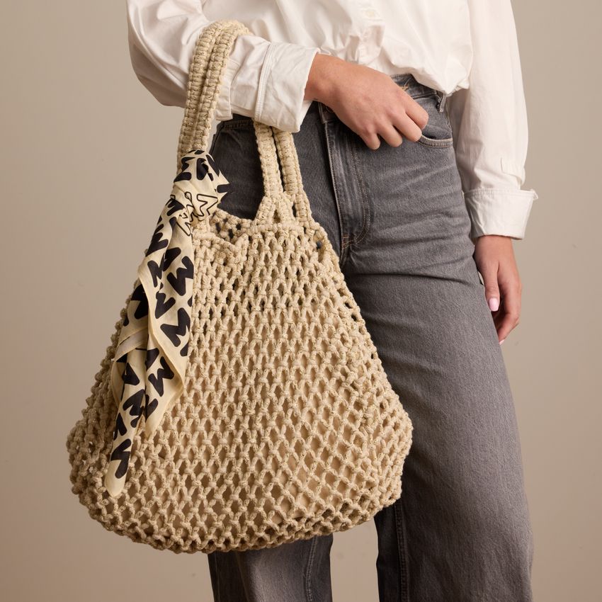 Beige gevlochten shopper