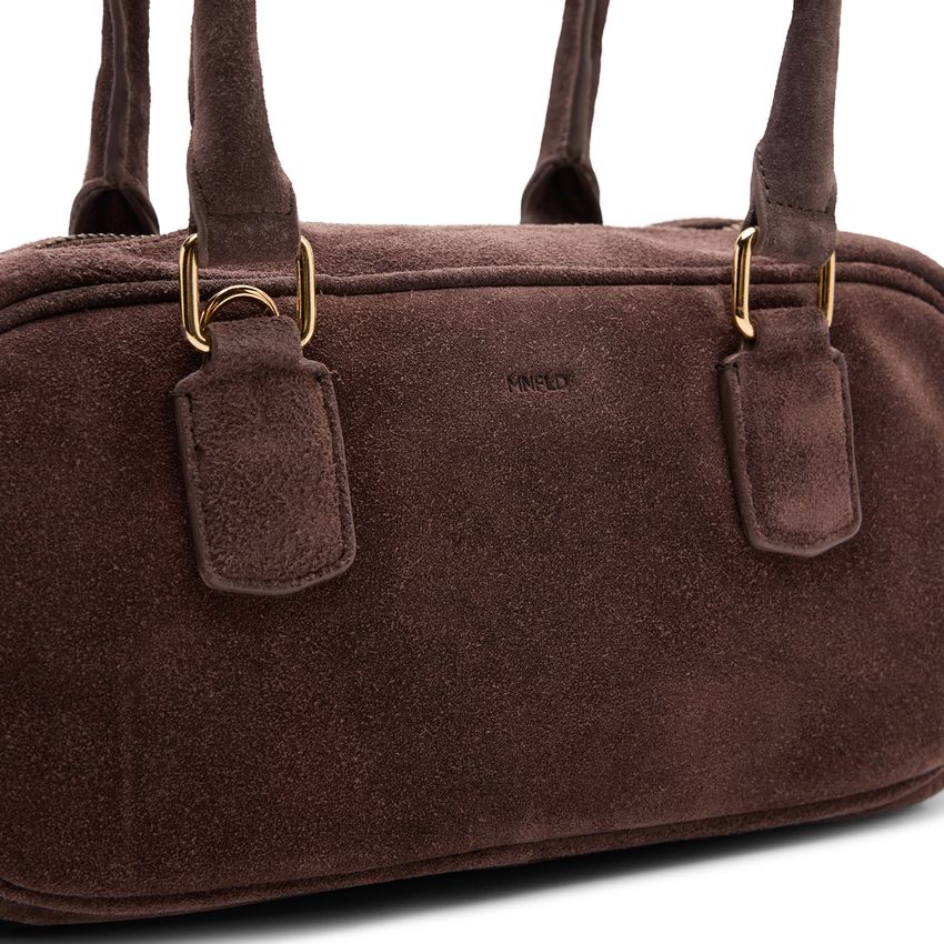 Braune Schultertasche aus Veloursleder