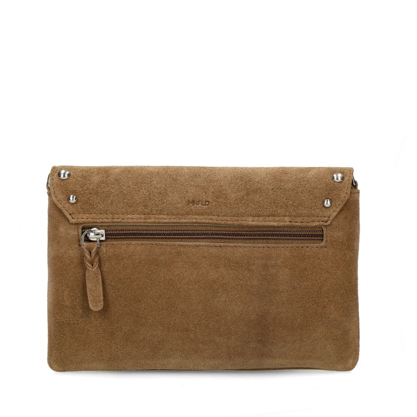 Bruine suède clutch met zilveren studs