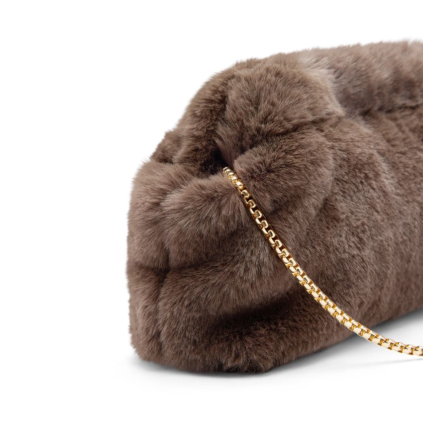 Grijze clutch van faux fur
