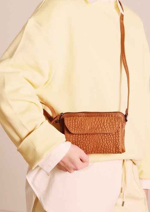 Cognac leren croco clutch