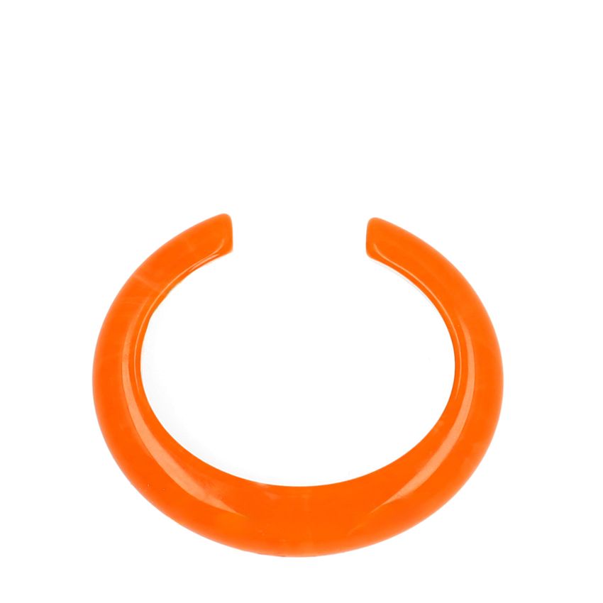 Koraalkleurige bangle armband