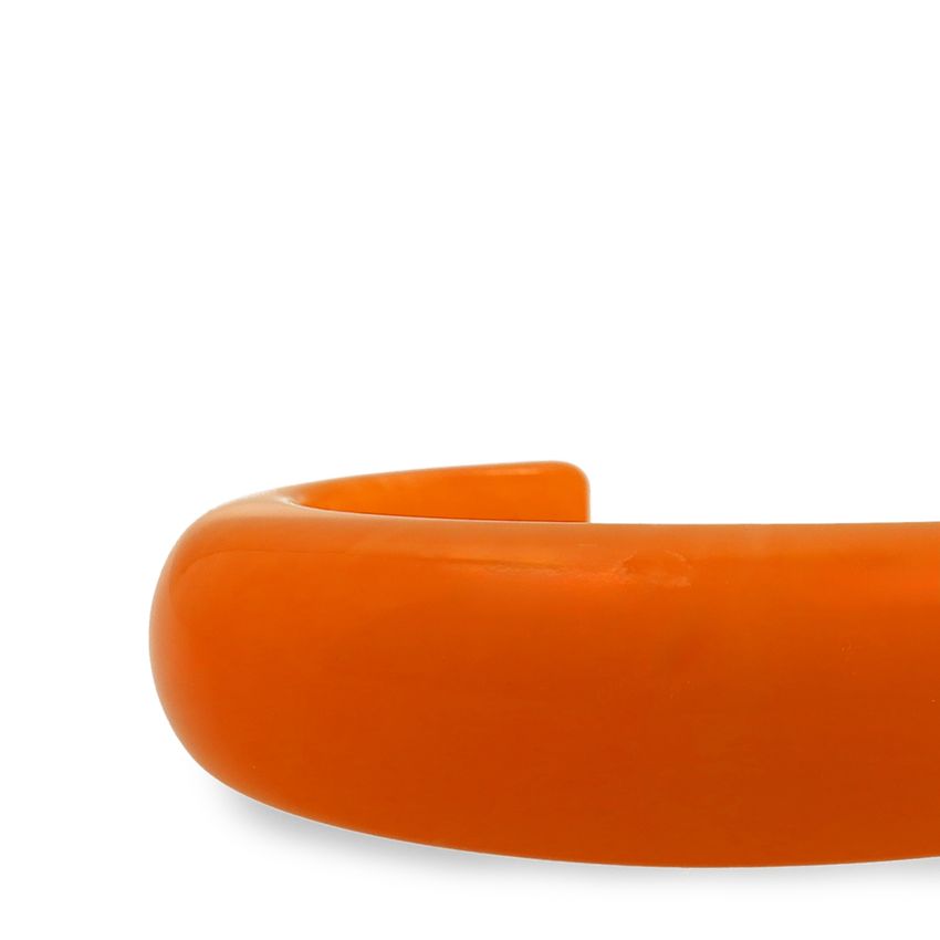 Koraalkleurige bangle armband