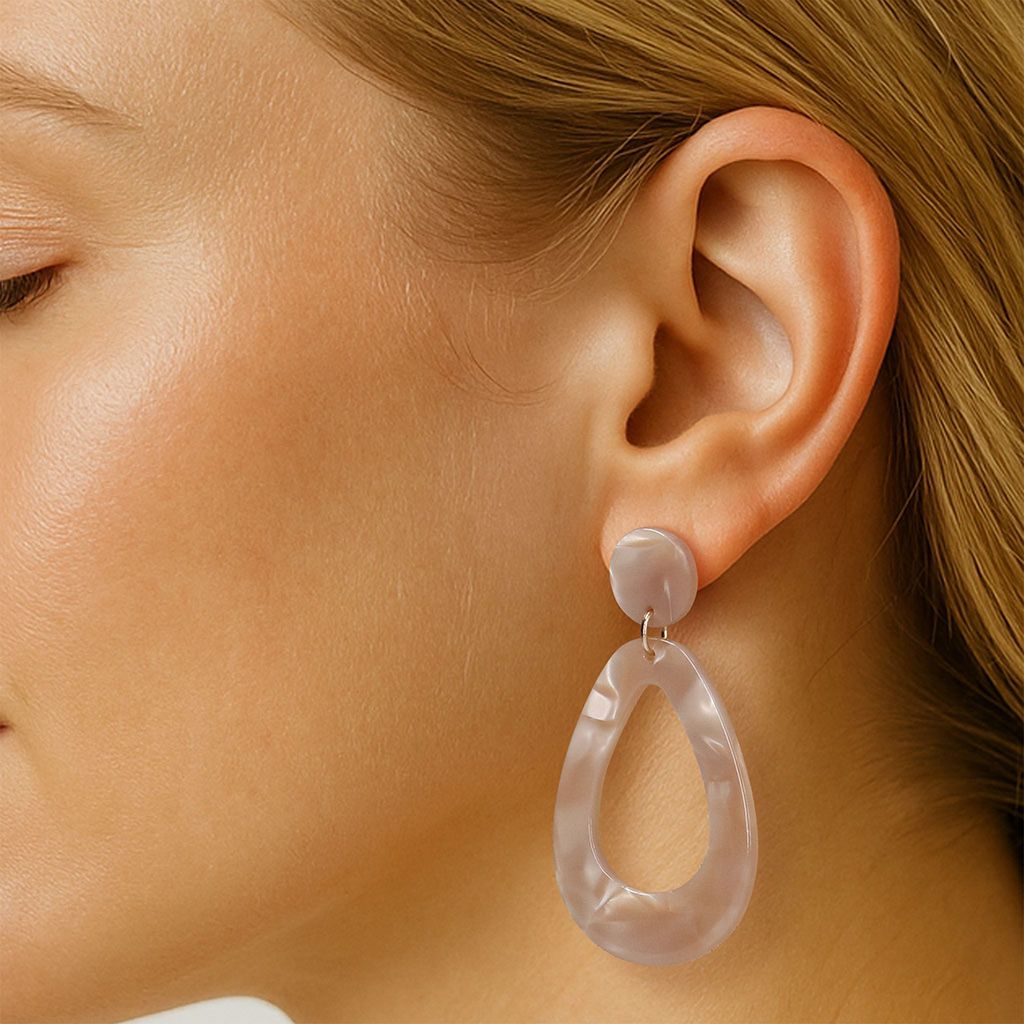 Beige oorbellen