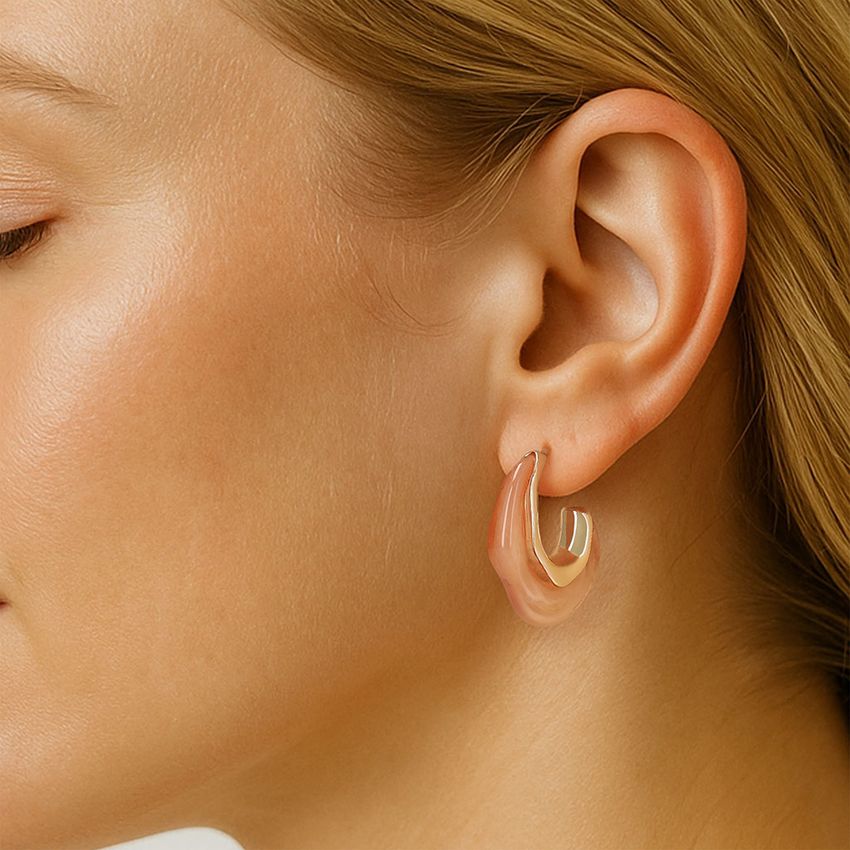 Roséfarbene Ohrringe mit goldfarbenem Rand