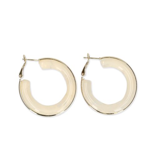 Beigekleurige ringen