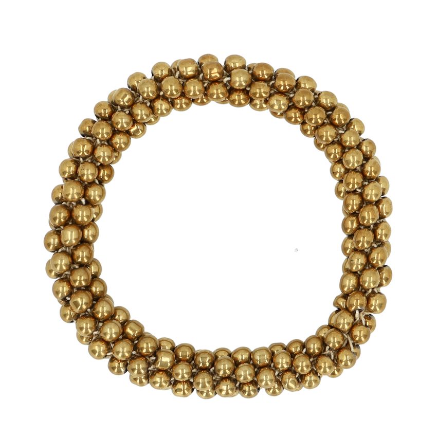 Goldfarbenes Armband aus Glasperlen