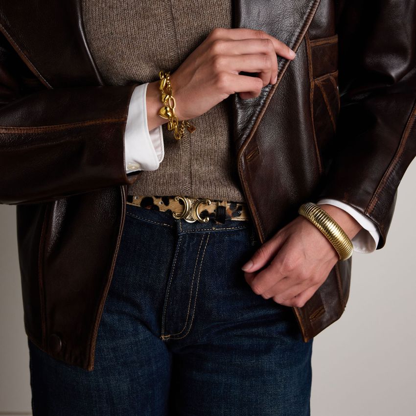 Gouden ribbel statement armband