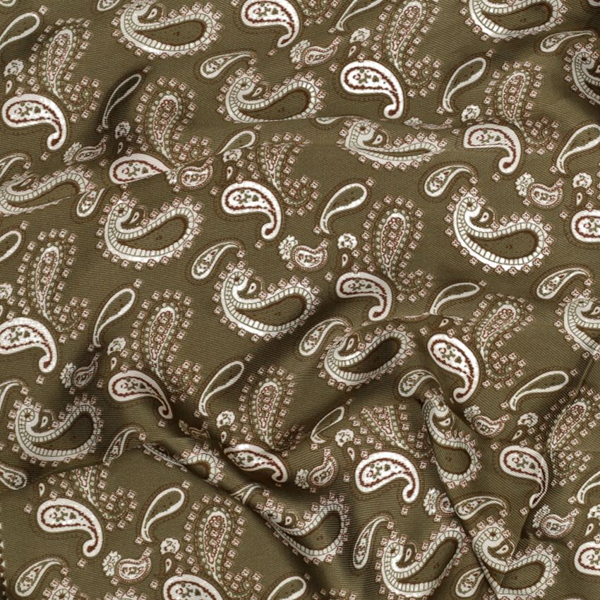 Olivgrünes Tuch mit braun-weißen Details